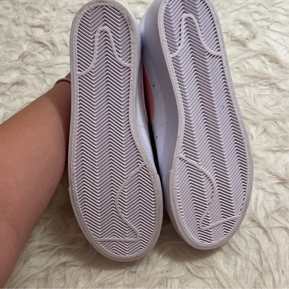 NIKE PINK PLATFORM BLAZERS
